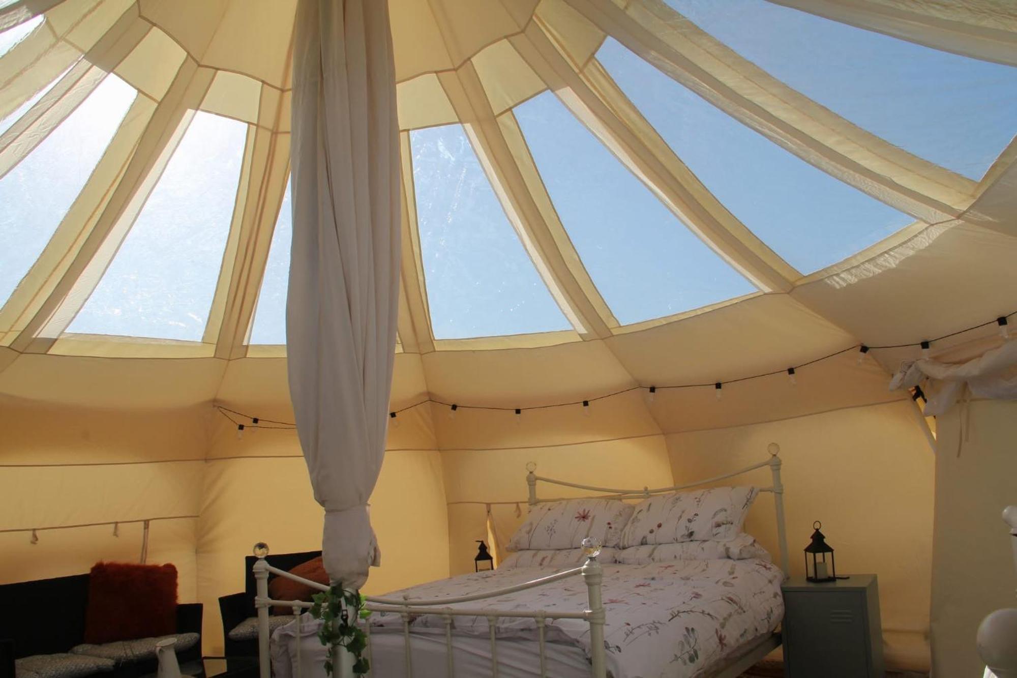 Tal-Y-Fan Farm 6M Stargazer Tent Bridgend  Ngoại thất bức ảnh